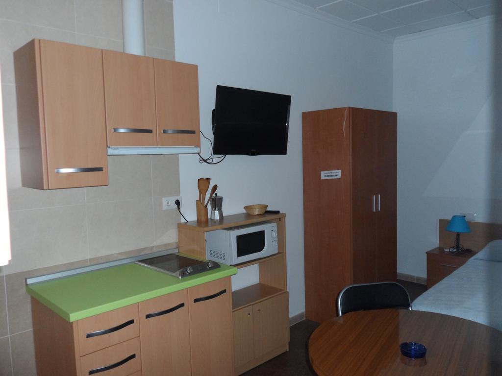 Hostal Via Del Caminante Madrigalejo Ngoại thất bức ảnh