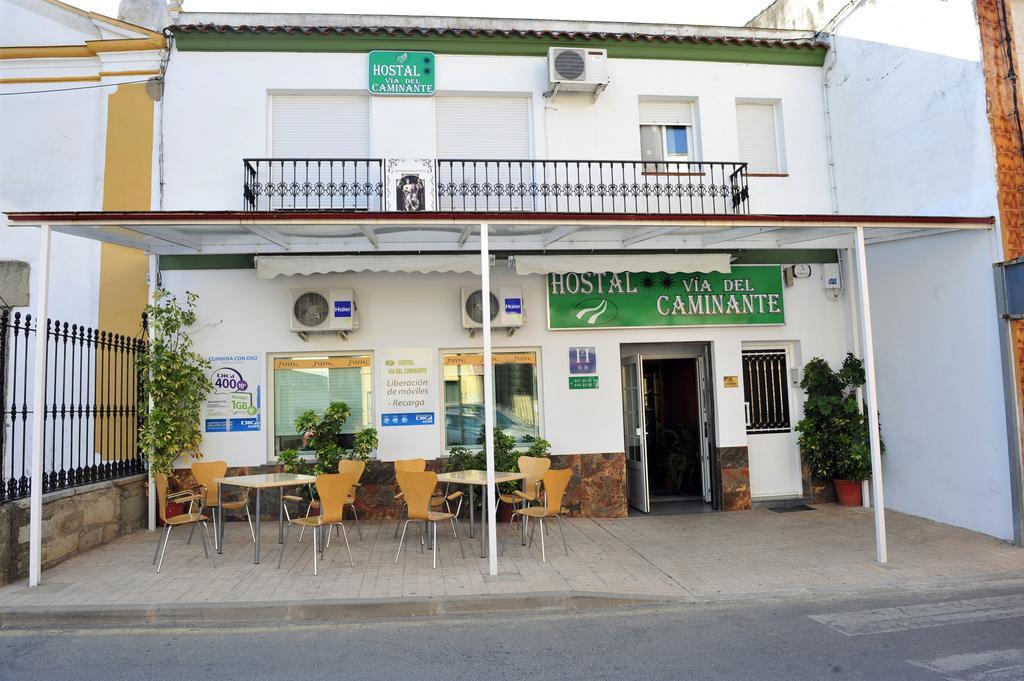 Hostal Via Del Caminante Madrigalejo Ngoại thất bức ảnh
