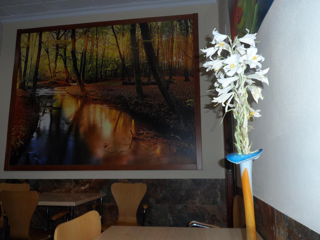 Hostal Via Del Caminante Madrigalejo Ngoại thất bức ảnh